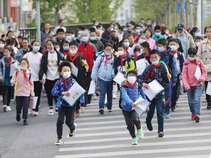 观海晨报 ｜ 2023年亚洲杯足球赛将易地举办；青岛地铁2号线西延段有新进展